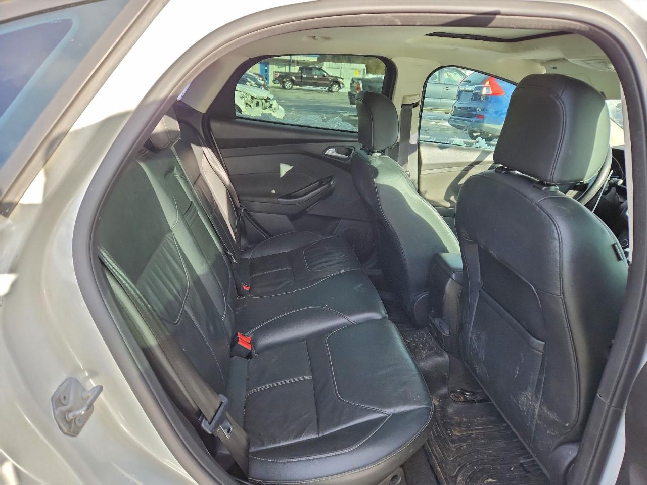 Ford Focus Titanium Image 9