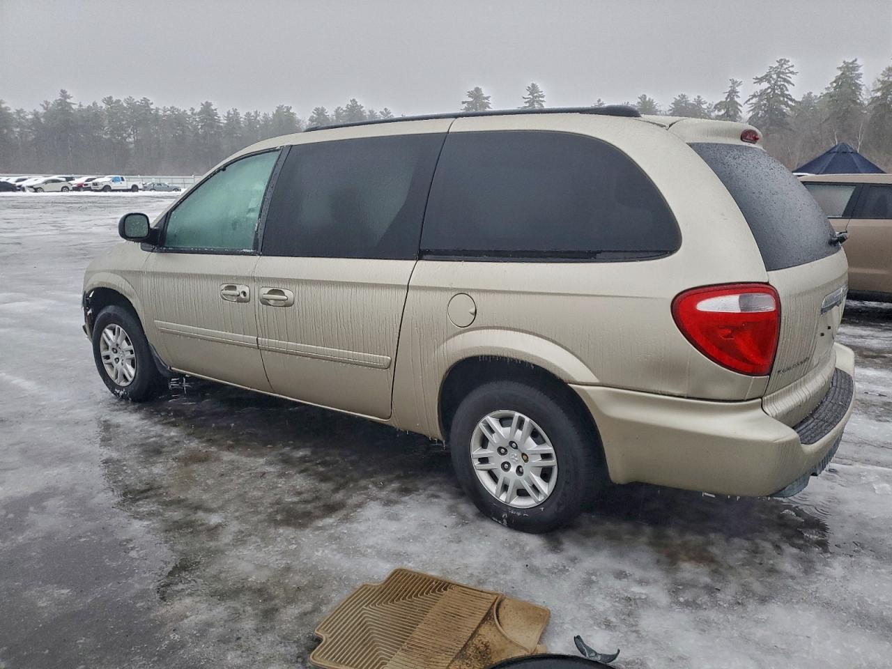Chrysler Minivan Lx Image 14