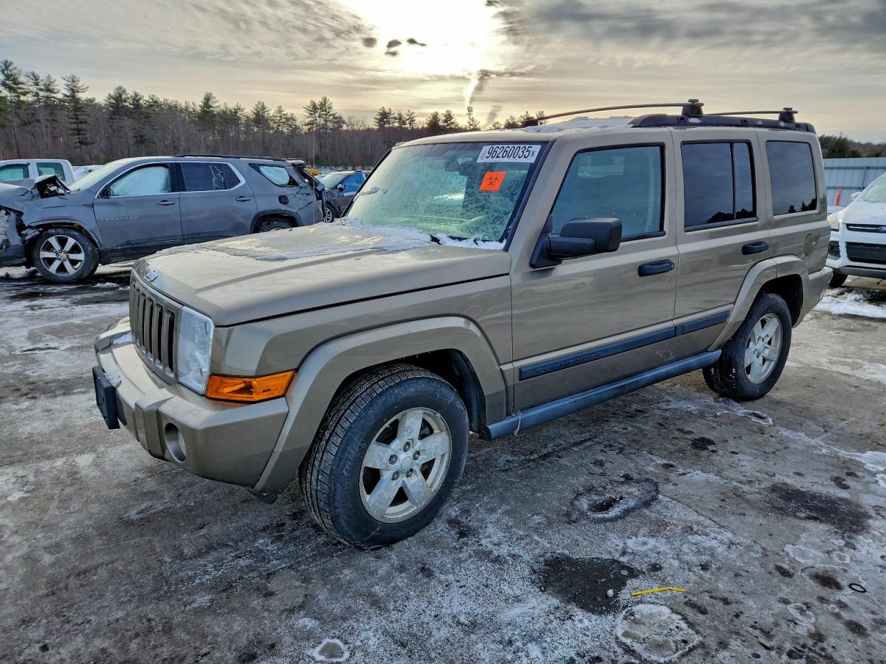 Jeep Commander Image 1