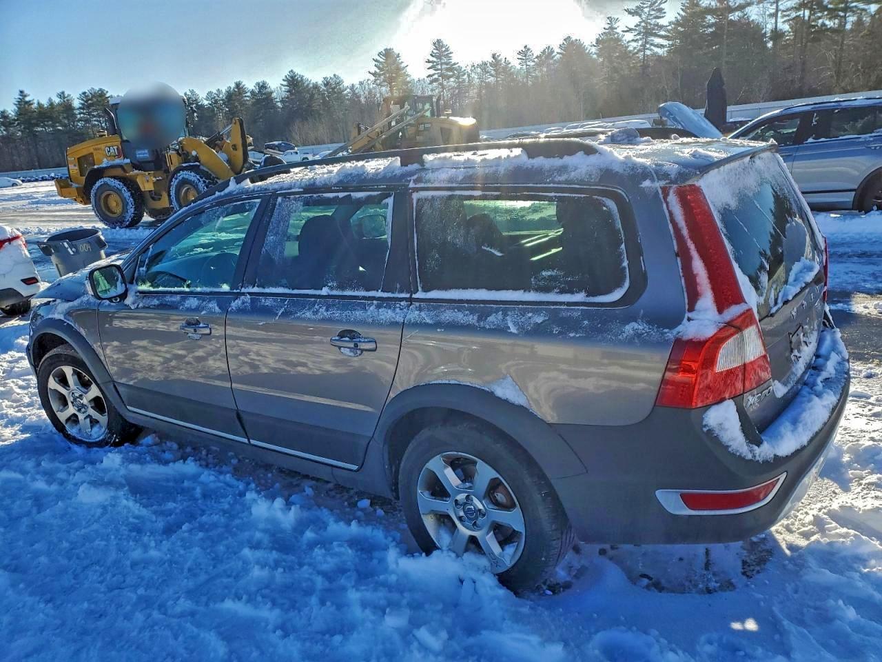 Volvo XC70 Image 2