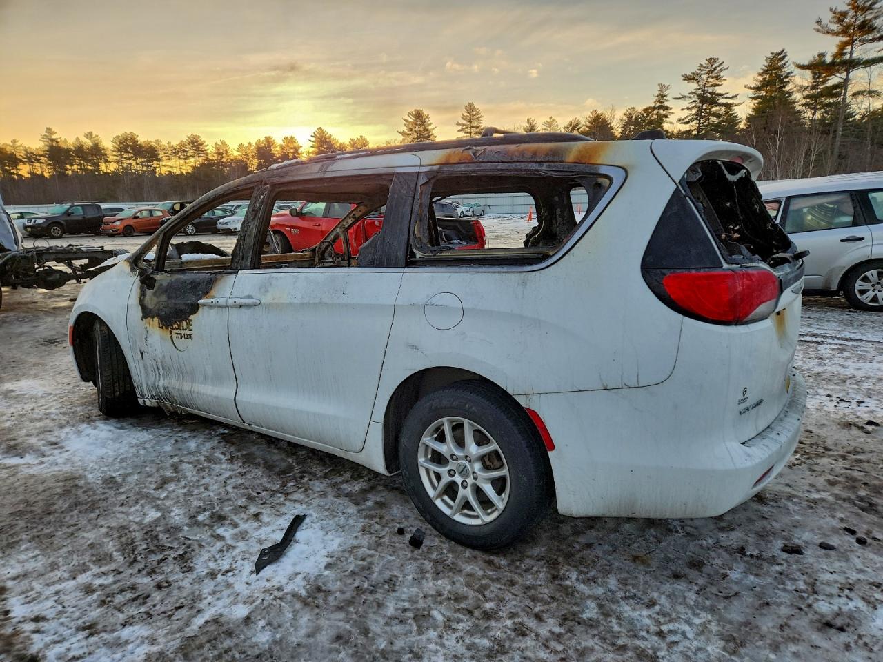 Chrysler Minivan Lxi Image 2