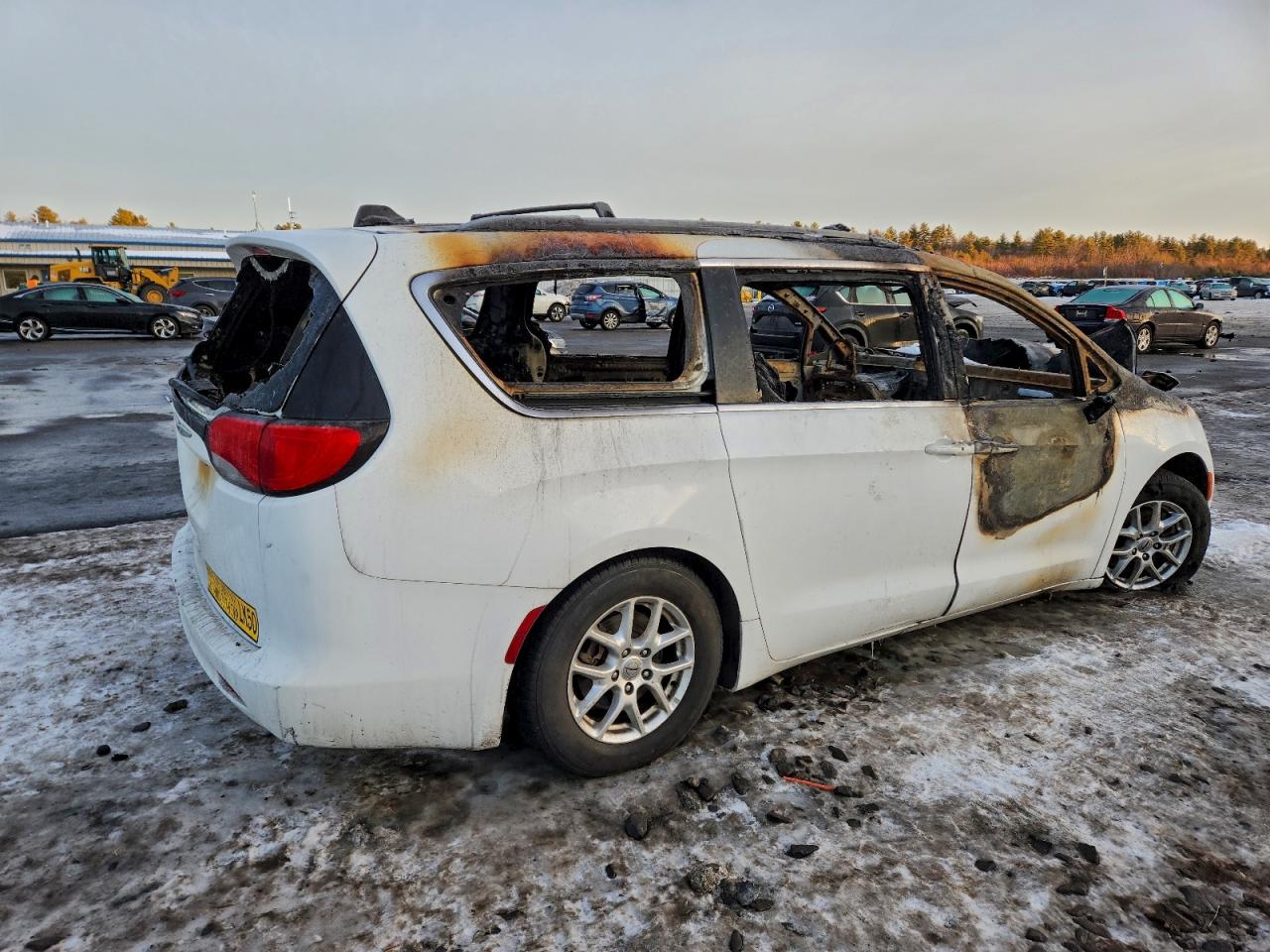 Chrysler Minivan Lxi Image 3