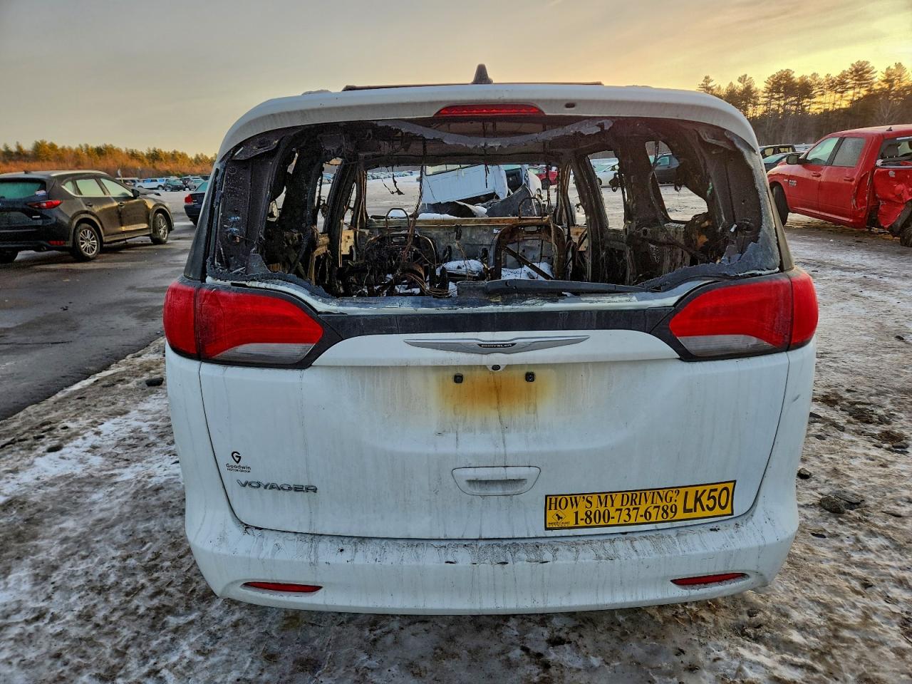 Chrysler Minivan Lxi Image 5