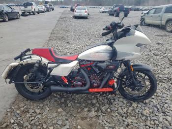  Salvage Harley-Davidson Fltrxstse