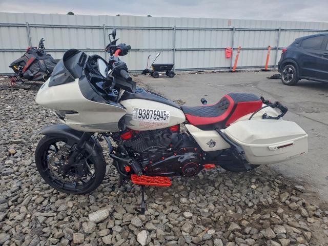 Harley-Davidson Fltrxstse Image 8