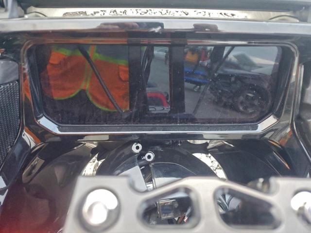 Harley-Davidson Fltrxstse Image 7