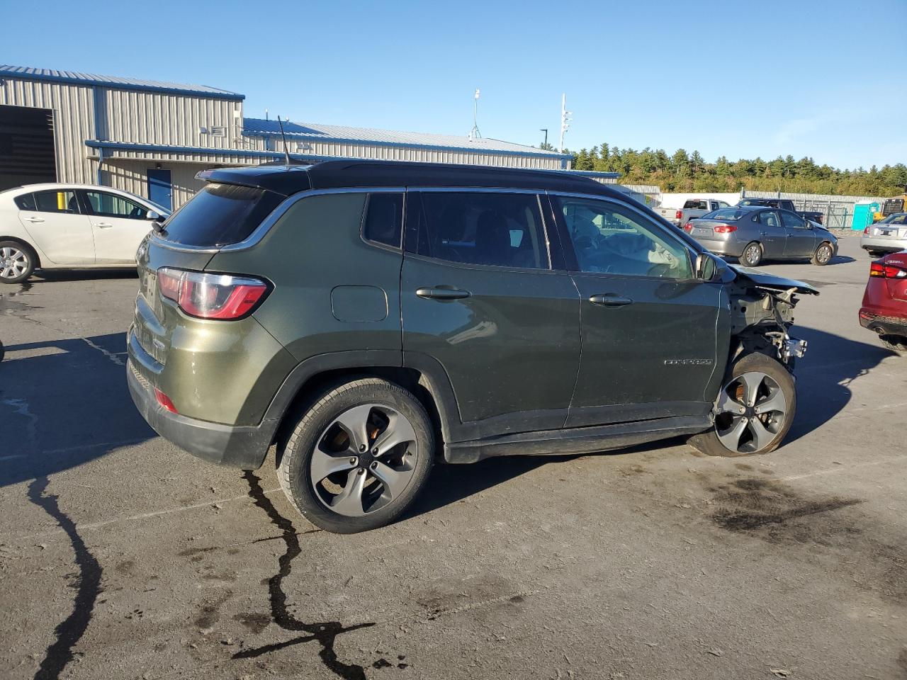 Jeep Compass Latitude Image 4