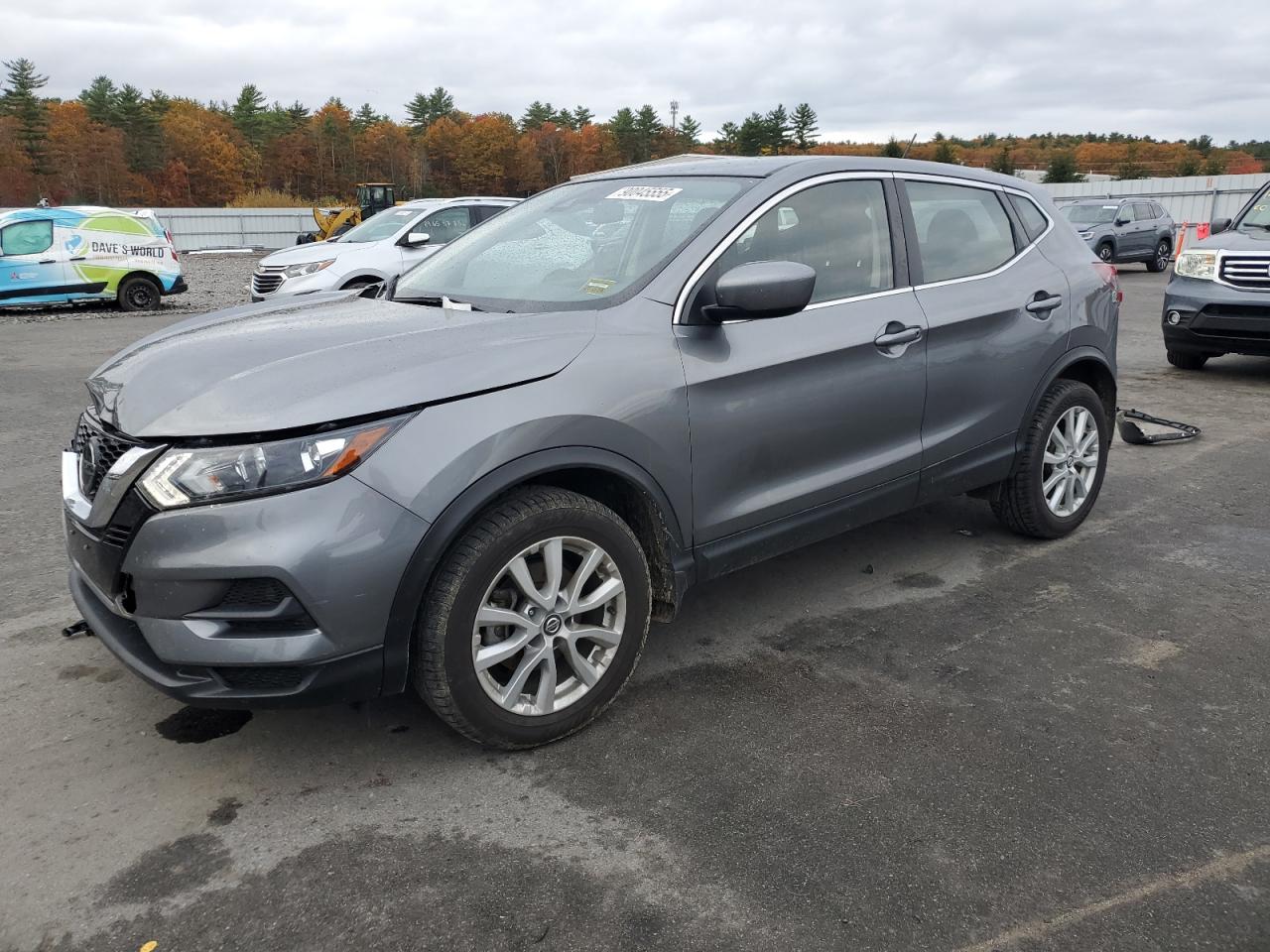 Nissan Rogue S Image 1