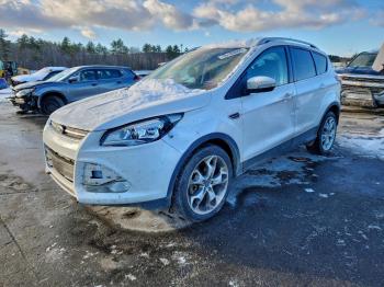  Salvage Ford Escape