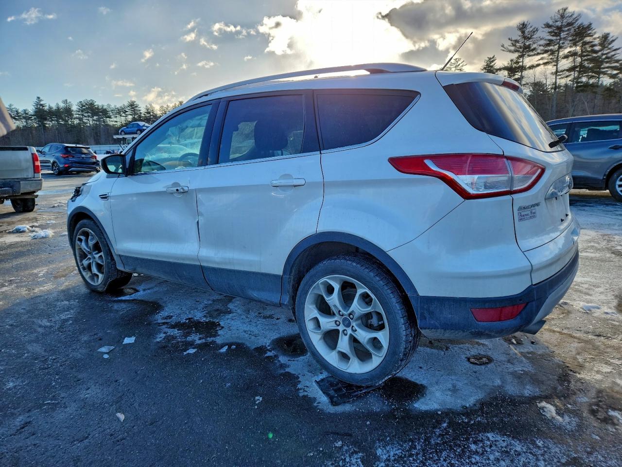 Ford Escape Titanium Image 5