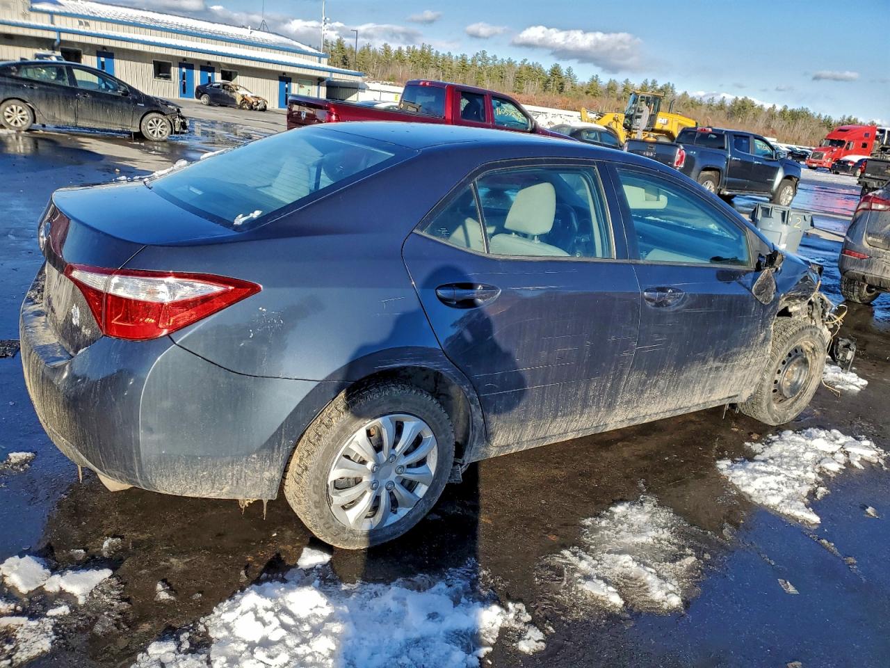 Toyota Corolla L Image 5