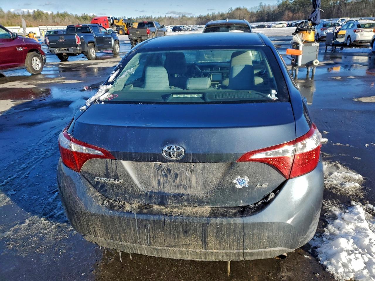 Toyota Corolla L Image 7