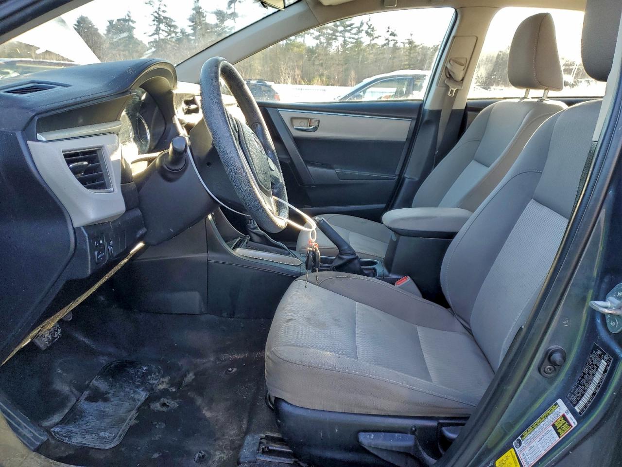 Toyota Corolla L Image 4