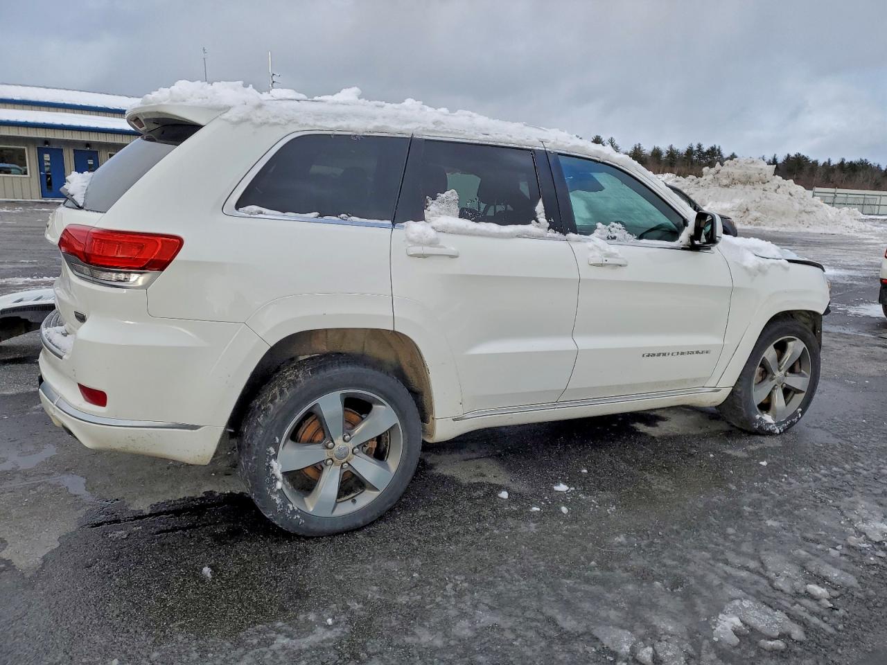 Jeep Grand Cherokee Summit Image 13