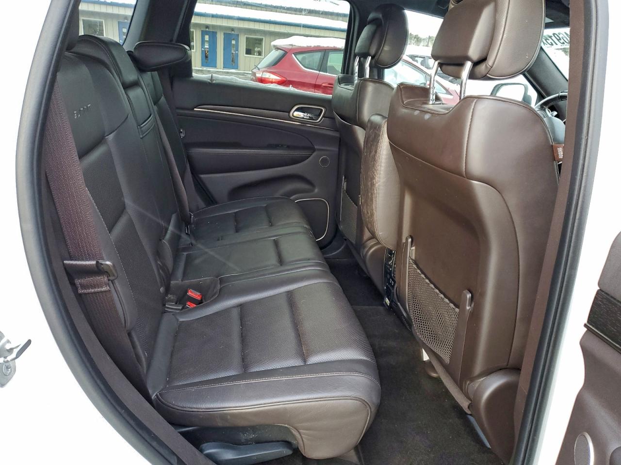 Jeep Grand Cherokee Summit Image 2