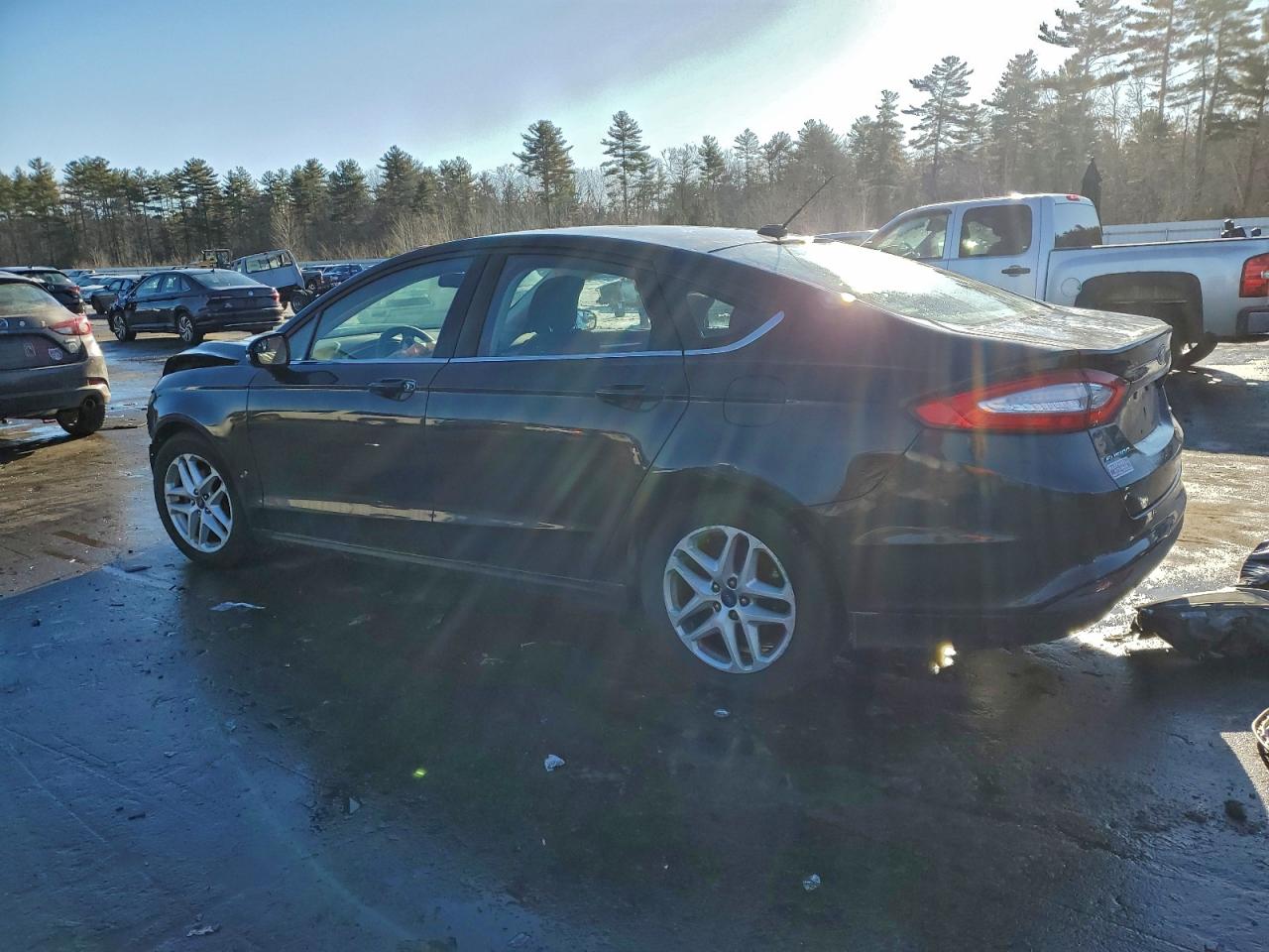 Ford Fusion Se Image 4