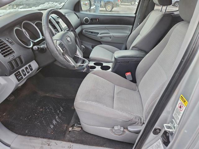 Toyota Tacoma Access Cab Image 5