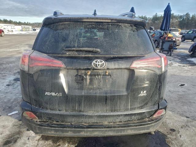 Toyota RAV4 Le Image 10