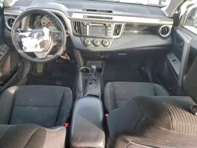 Toyota RAV4 Le Image 11