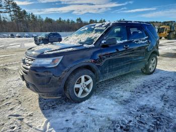  Salvage Ford Explorer