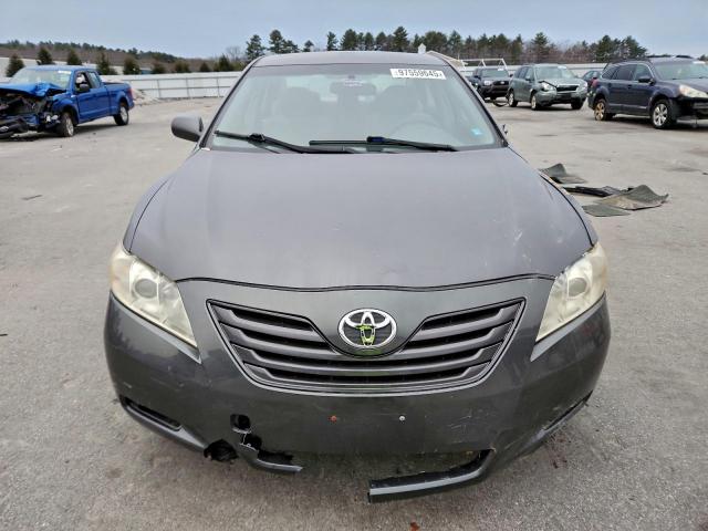 Toyota Camry Ce Image 7