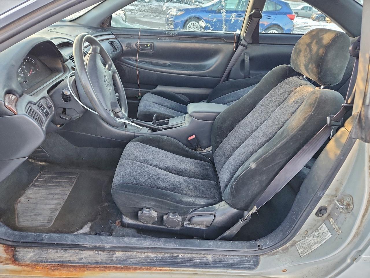 Toyota Camry Se Image 9