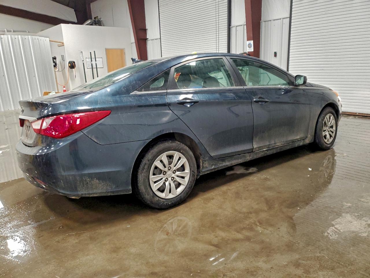 Hyundai SONATA Gls Image 2