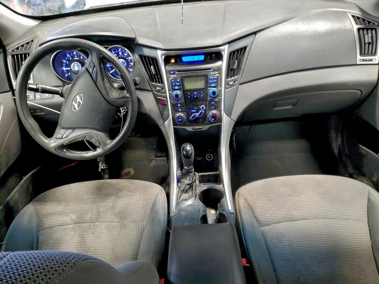 Hyundai SONATA Gls Image 10