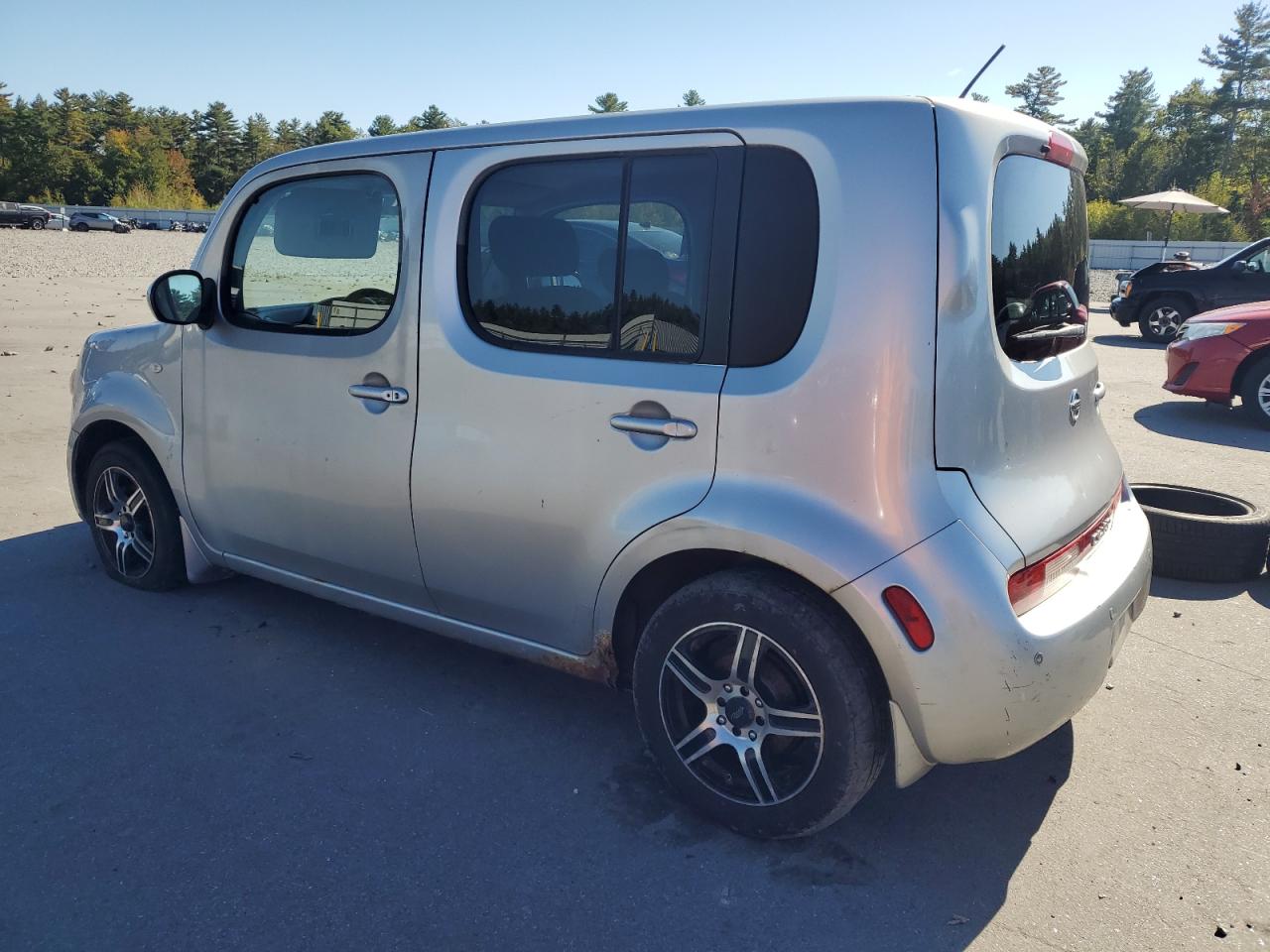 Nissan cube Base Image 8