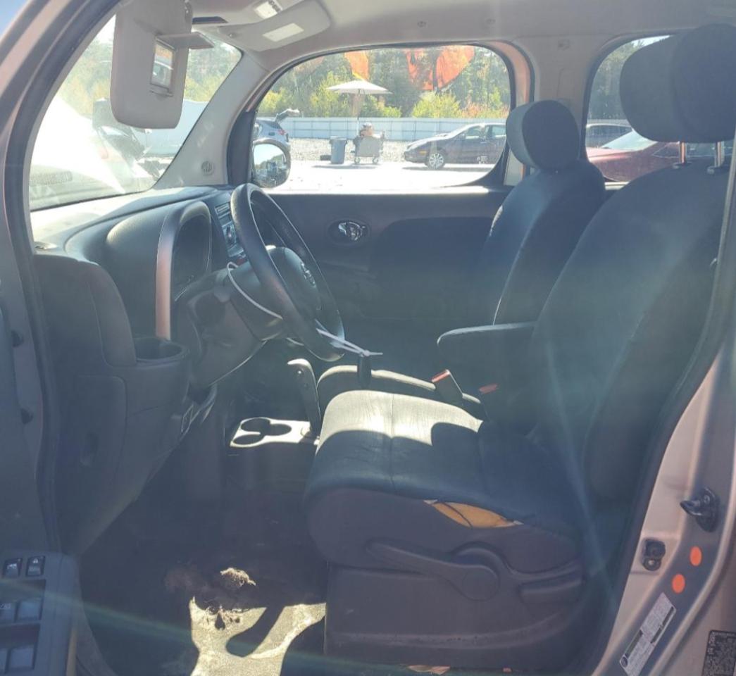 Nissan cube Base Image 9