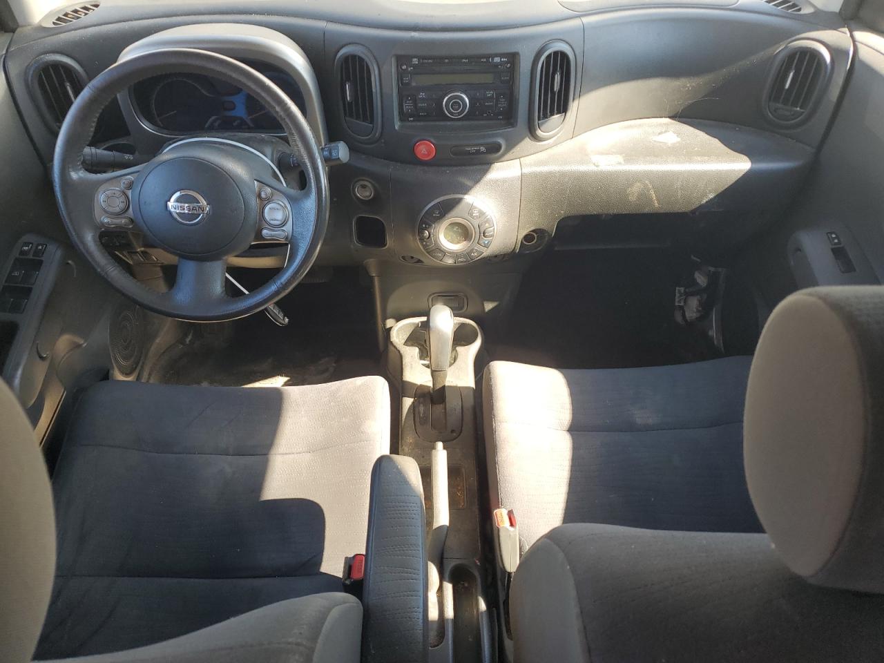 Nissan cube Base Image 6