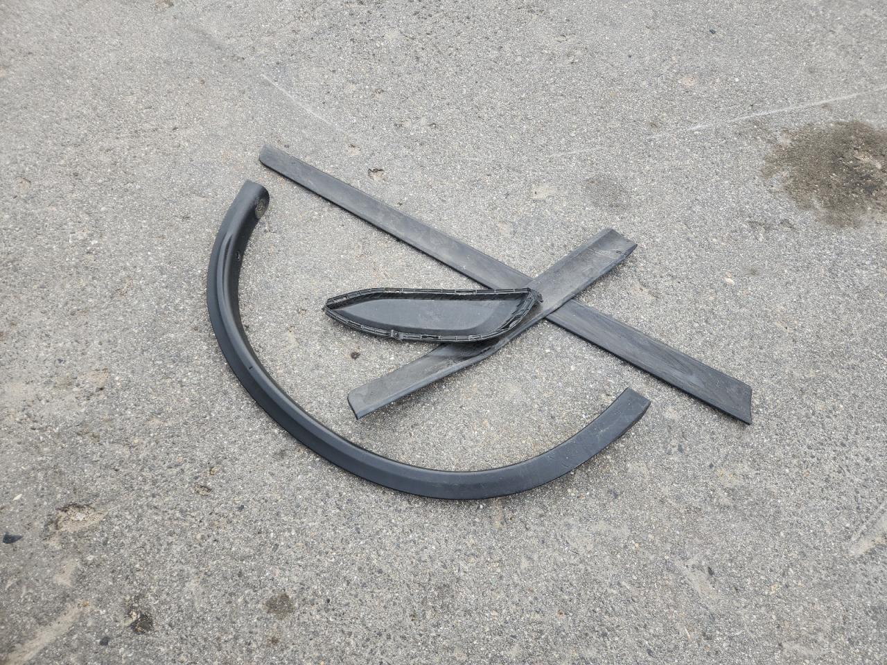 Nissan Rogue S Image 12