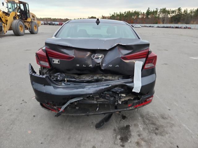 Hyundai ELANTRA Sel Image 9