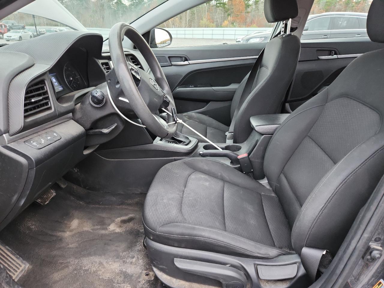 Hyundai ELANTRA Sel Image 10