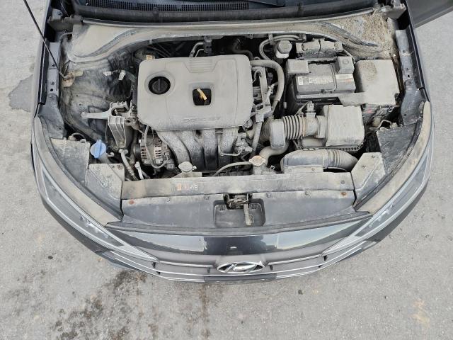 Hyundai ELANTRA Sel Image 12