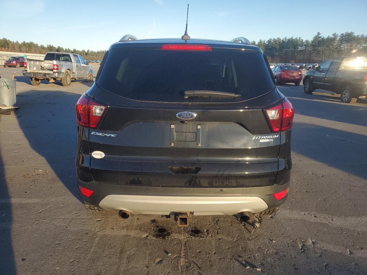 Ford Escape Titanium Image 8
