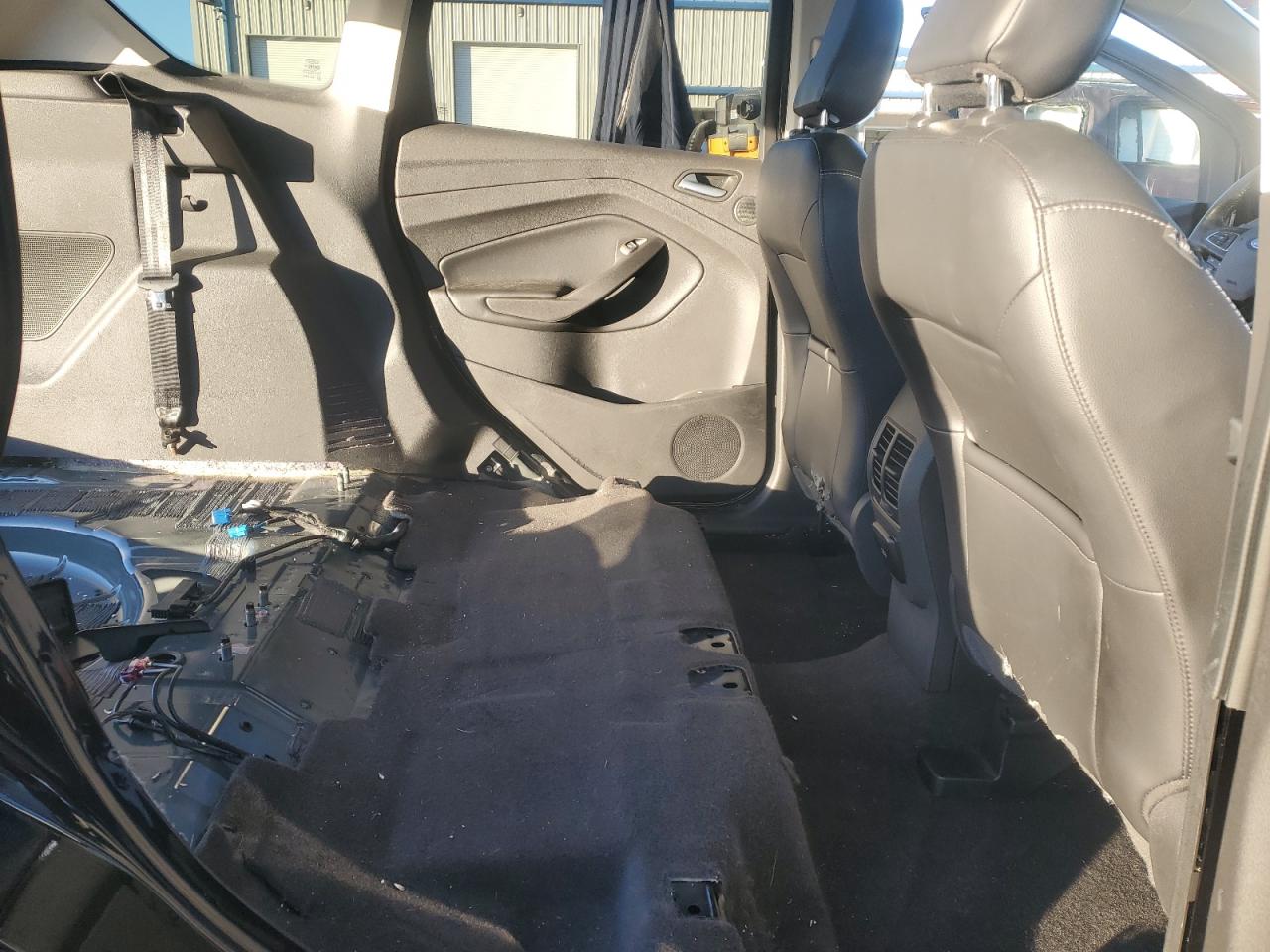 Ford Escape Titanium Image 5