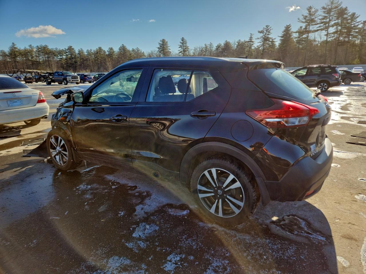 Nissan Kicks S Image 6