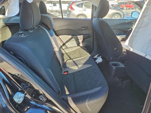 Nissan Kicks S Image 11