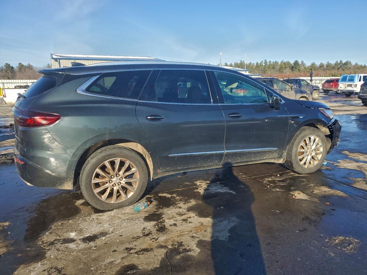 Buick Enclave Premium Image 4
