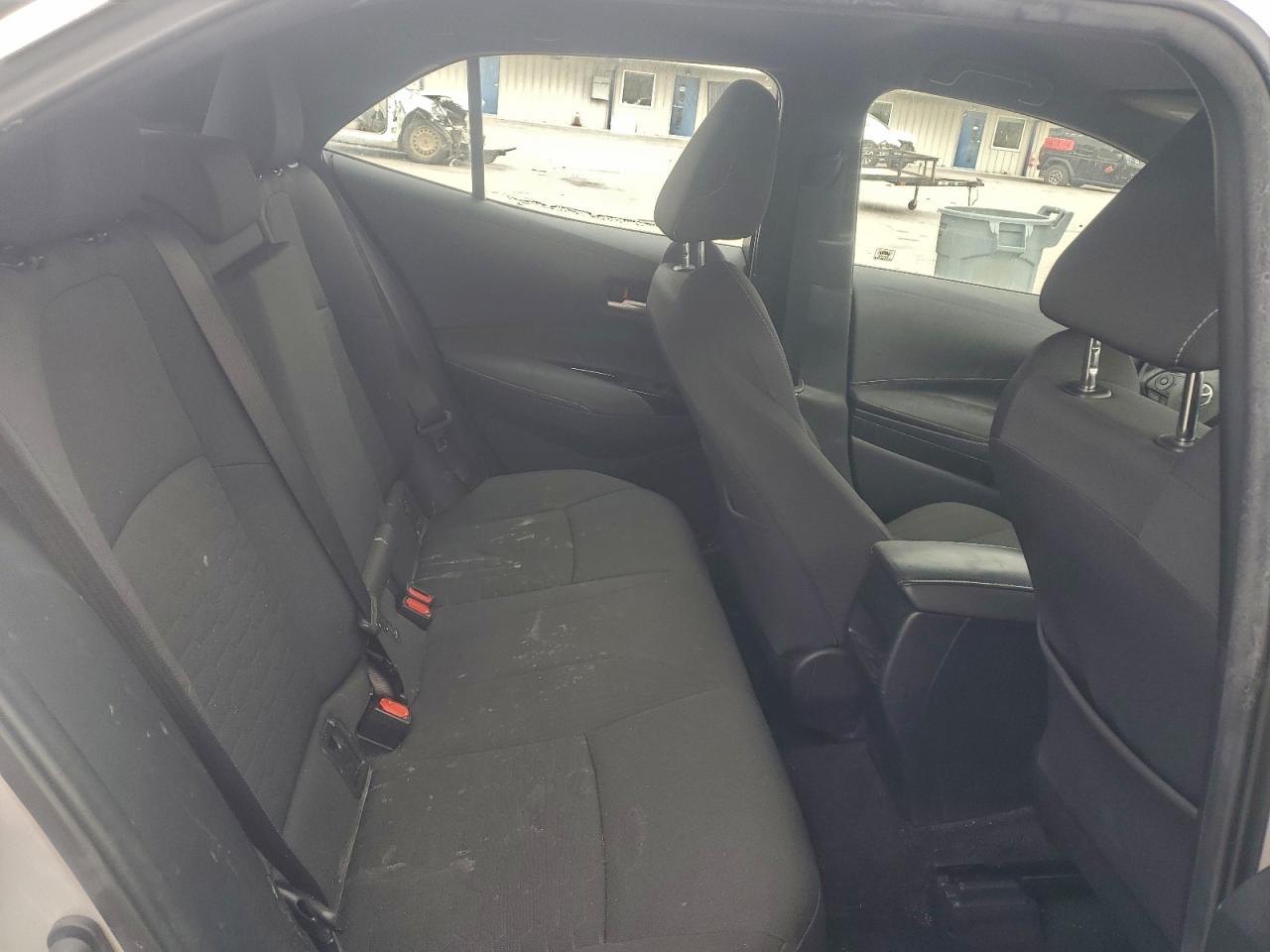 Toyota Corolla Se Image 12