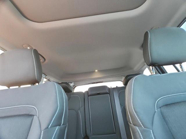 Jeep Grand Cherokee Laredo Image 13