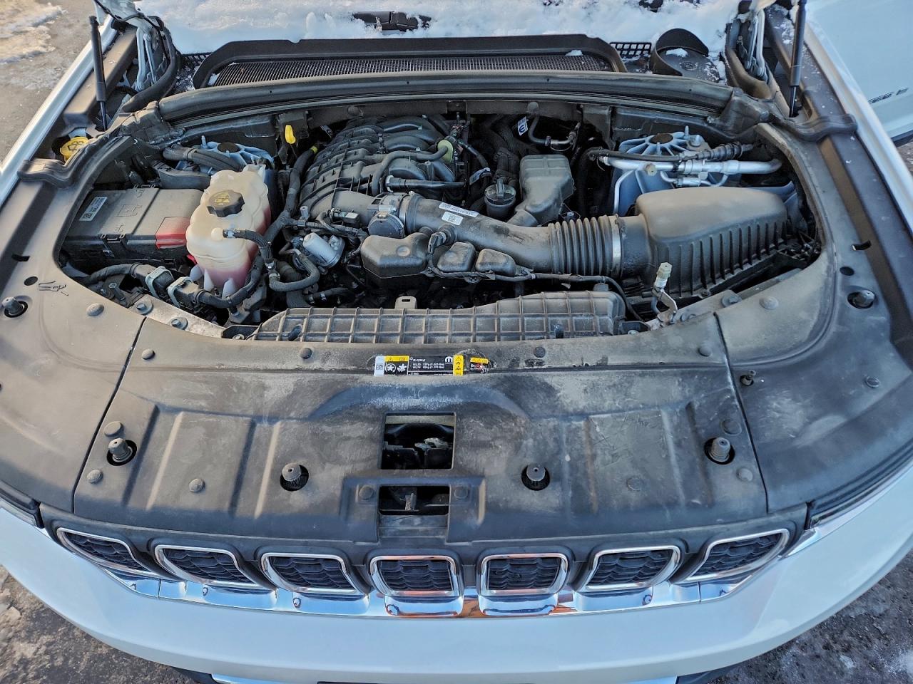 Jeep Grand Cherokee Laredo Image 8