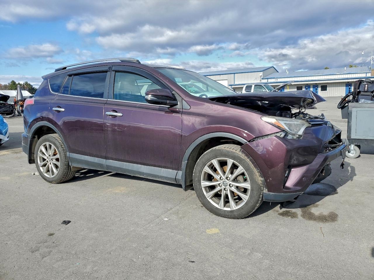 Toyota RAV4 Limited Image 7