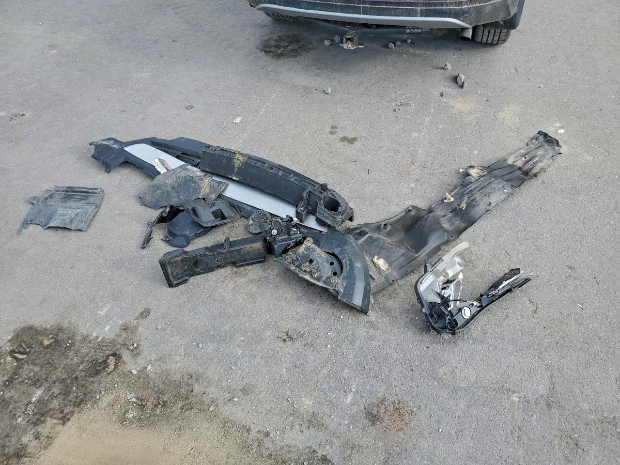 Toyota RAV4 Limited Image 6