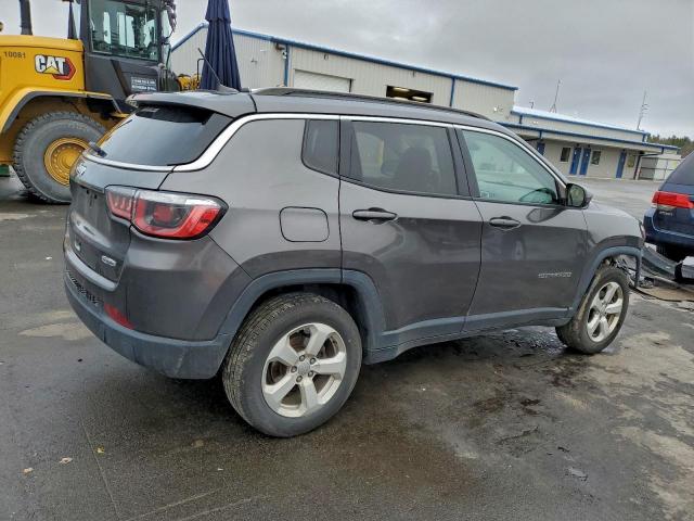 Jeep Compass Latitude Image 5