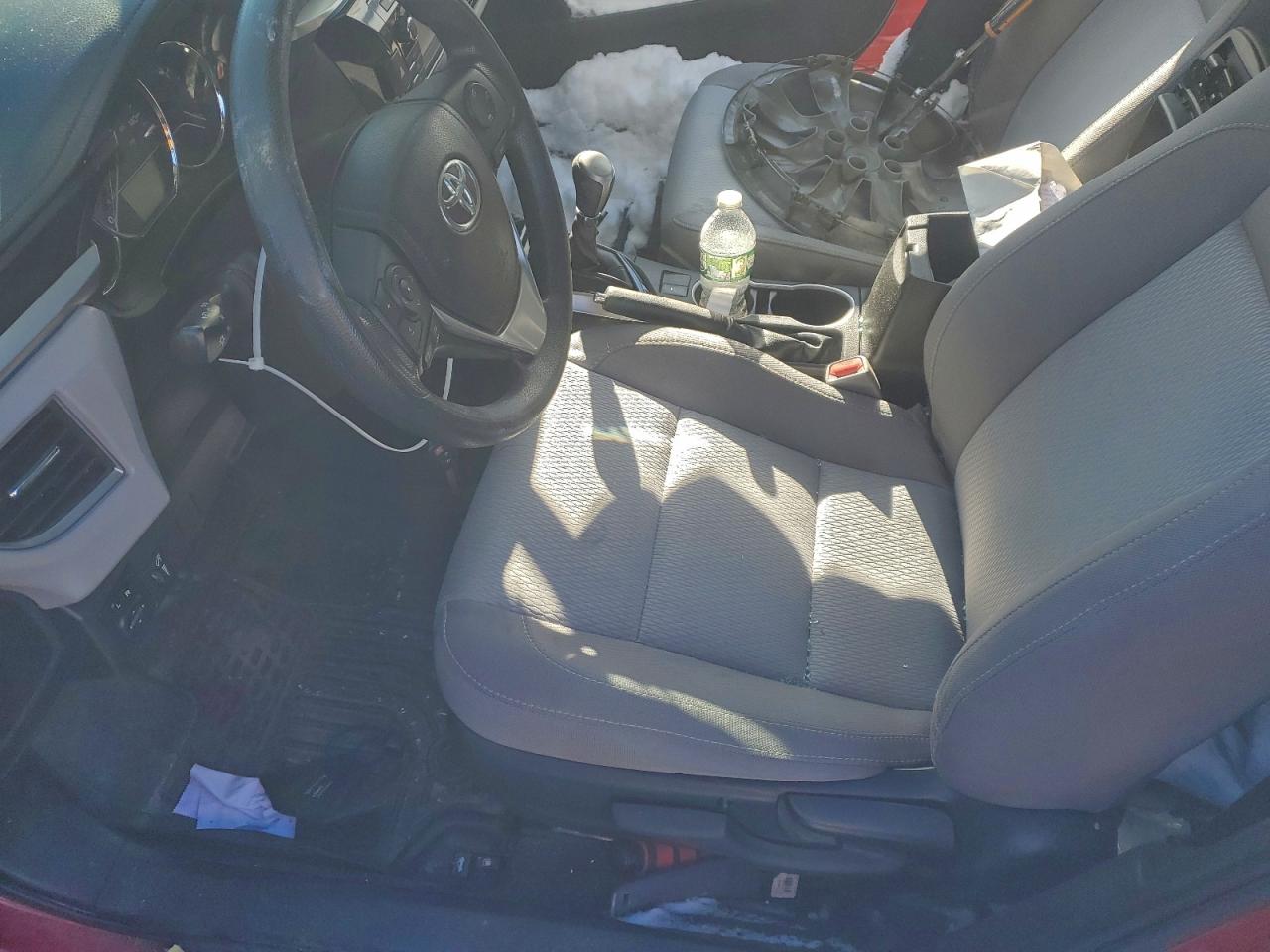 Toyota Corolla L Image 5