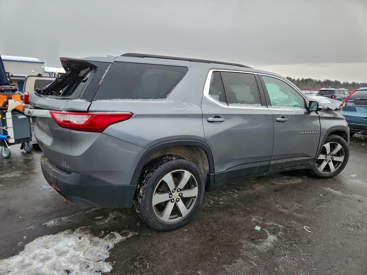 Chevrolet Traverse Lt Image 2