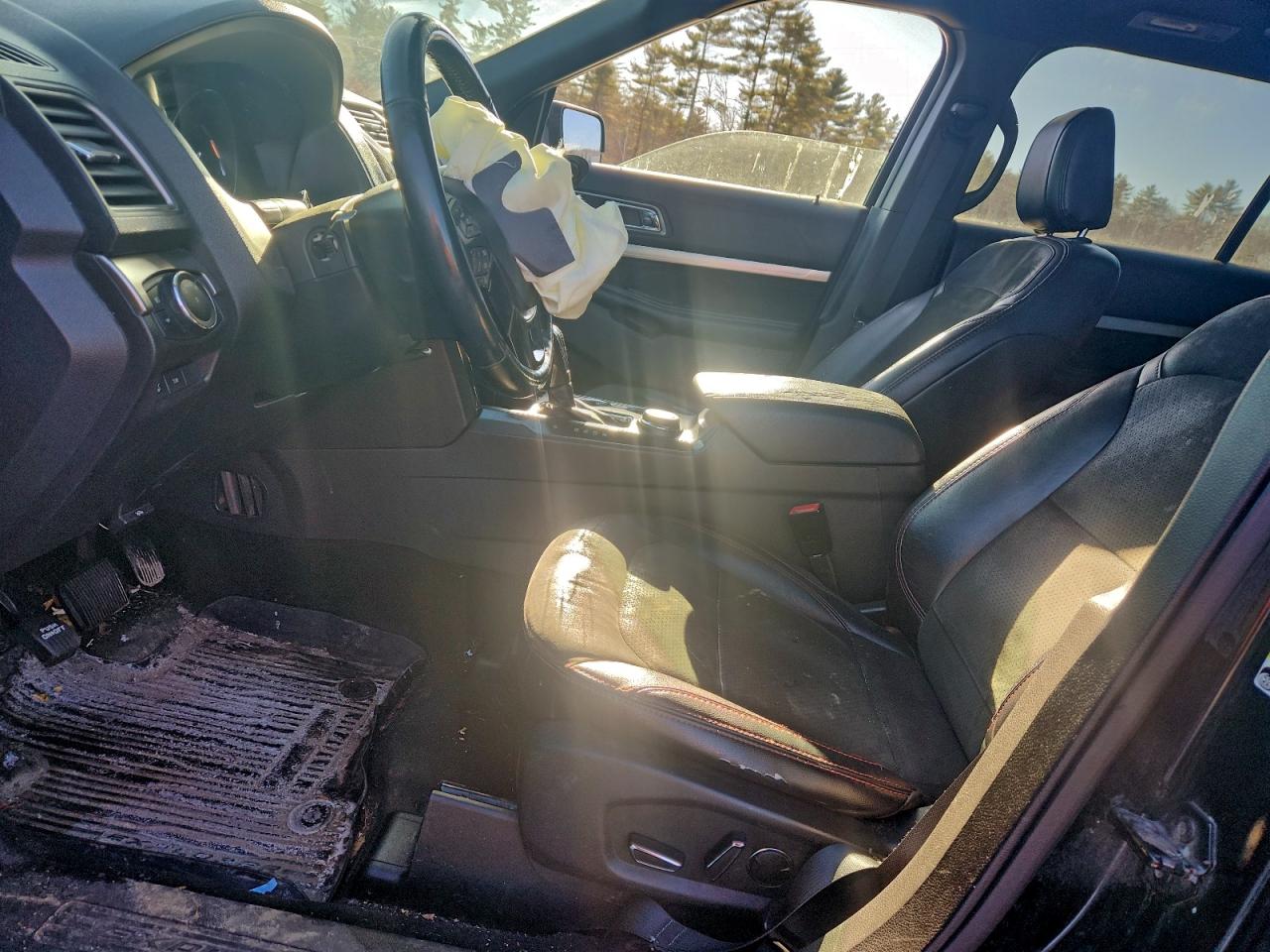 Ford Explorer Xlt Image 7