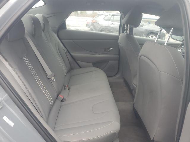 Hyundai ELANTRA Sel Image 10